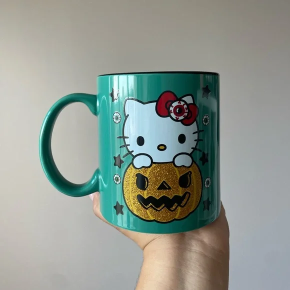 NEW Halloween hello kitty mug - Picture 2 of 5